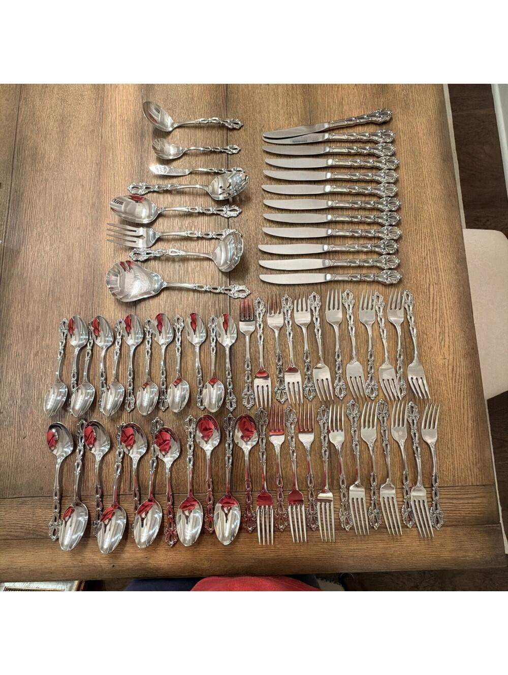 88 ONEIDA COMMUNITY *CHANDELIER* STAINLESS FLATWARE! 12 SETTINGS +SERVING PIECES